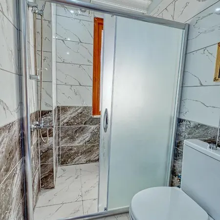 Garth Of Balat ホテル *