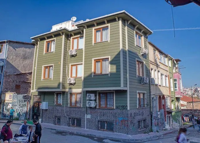 Hotel Garth Of Balat *